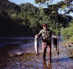 Fine salmon catch in Nordfolla River.