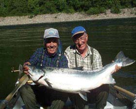 The largest salmon caught in Grong on Seem; weight 20.8 kg were taken 9 June 2000. Hans Hansson and Sten Söderlund from Sundsvall.